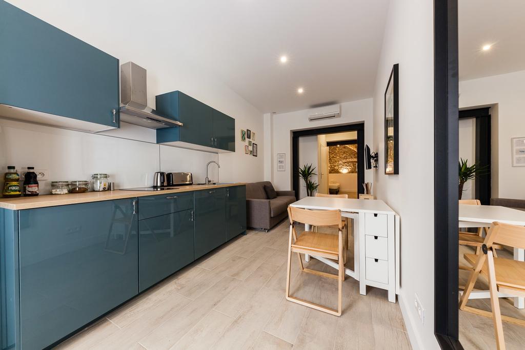 Chez Nous - 7 Appartements Sur Le Vieux Port Марсель Екстер'єр фото