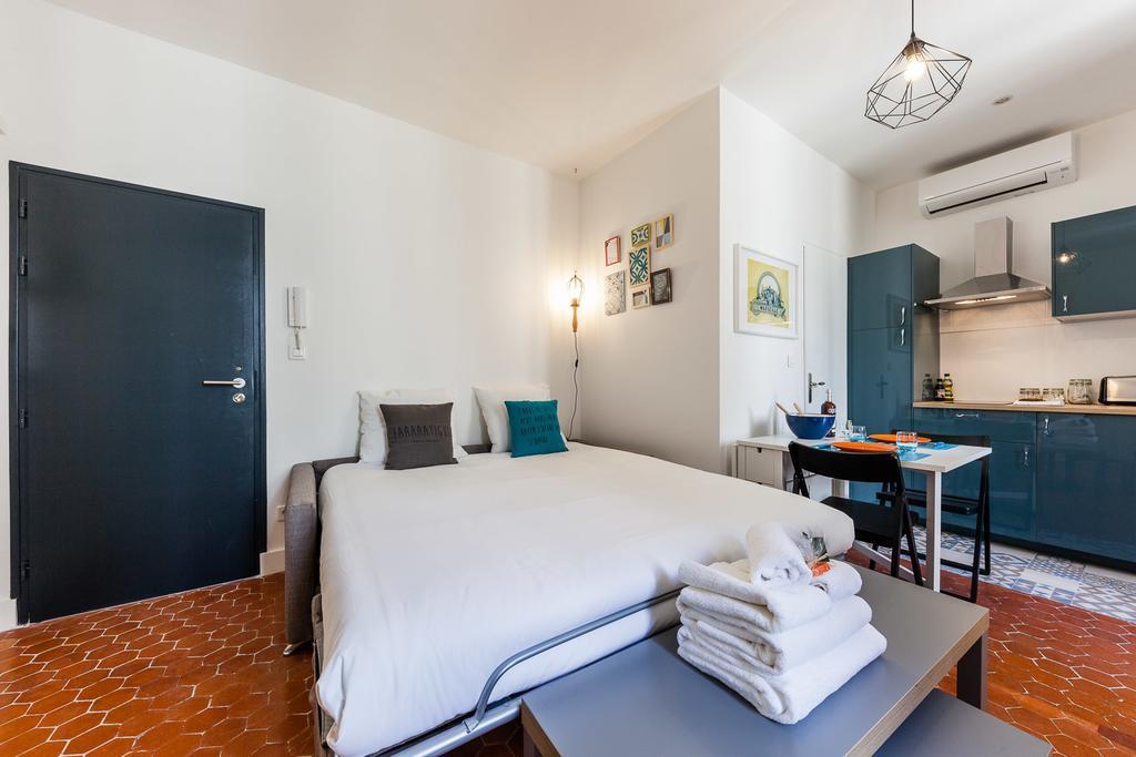 Chez Nous - 7 Appartements Sur Le Vieux Port Марсель Екстер'єр фото