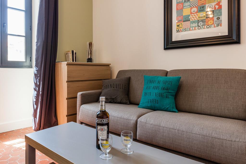 Chez Nous - 7 Appartements Sur Le Vieux Port Марсель Екстер'єр фото