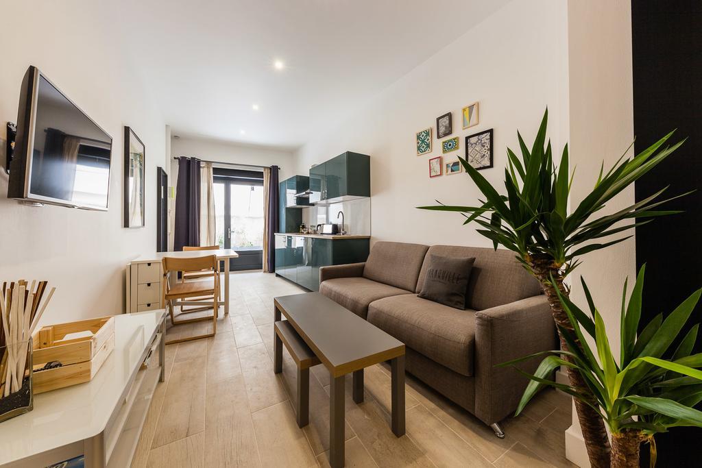 Chez Nous - 7 Appartements Sur Le Vieux Port Марсель Екстер'єр фото